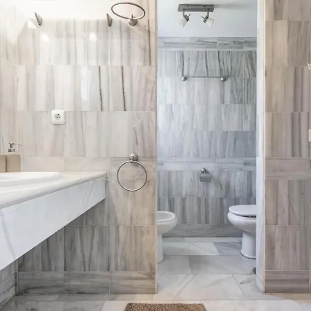 Naranjos Beautiful 1 Bedroom Penthouse 마르베야