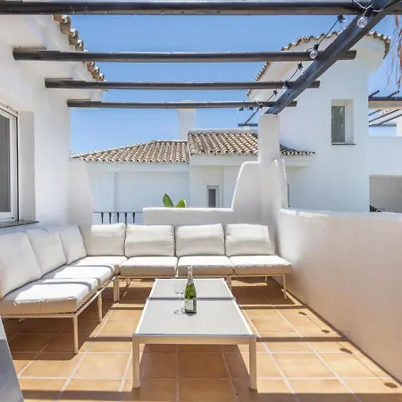 Naranjos Beautiful 1 Bedroom Penthouse 아파트