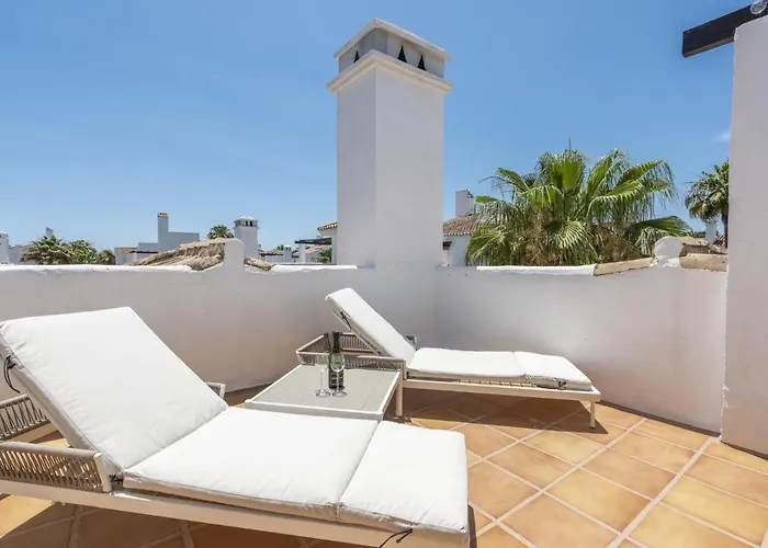 Naranjos Beautiful 1 Bedroom Penthouse