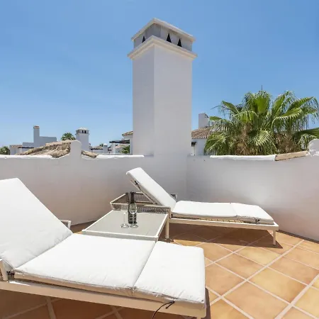 Naranjos Beautiful 1 Bedroom Penthouse